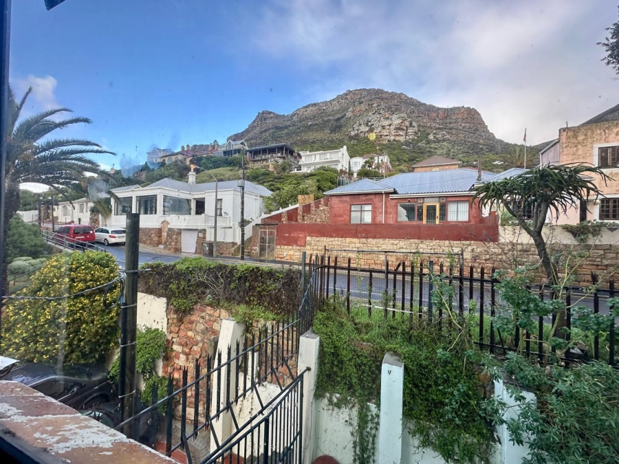 2 Bedroom Property for Sale in Muizenberg Western Cape